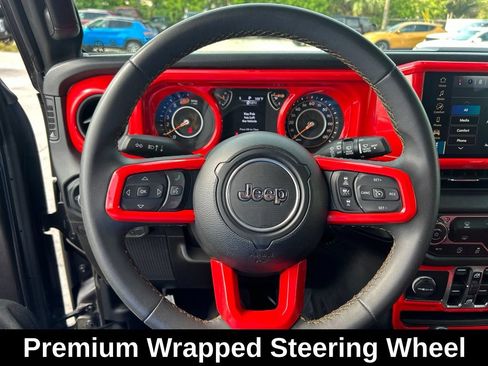 Used 2024 Jeep Wrangler Unlimited Sport AWD/4WD image 16