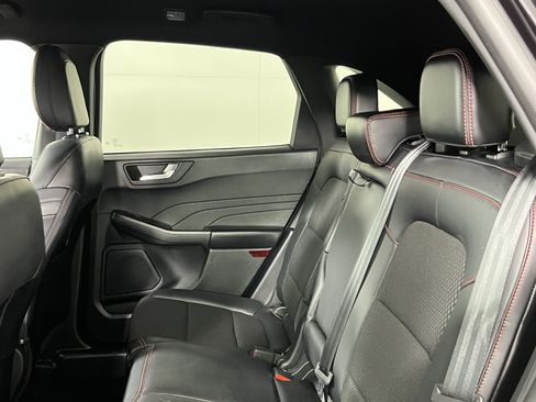 Used 2025 Ford Escape ST-Line image 14