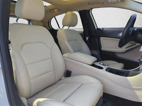 Used 2019 Mercedes-Benz GLA 250 image 26