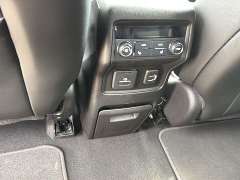 Used 2019 GMC Acadia SLT AWD/4WD image 26