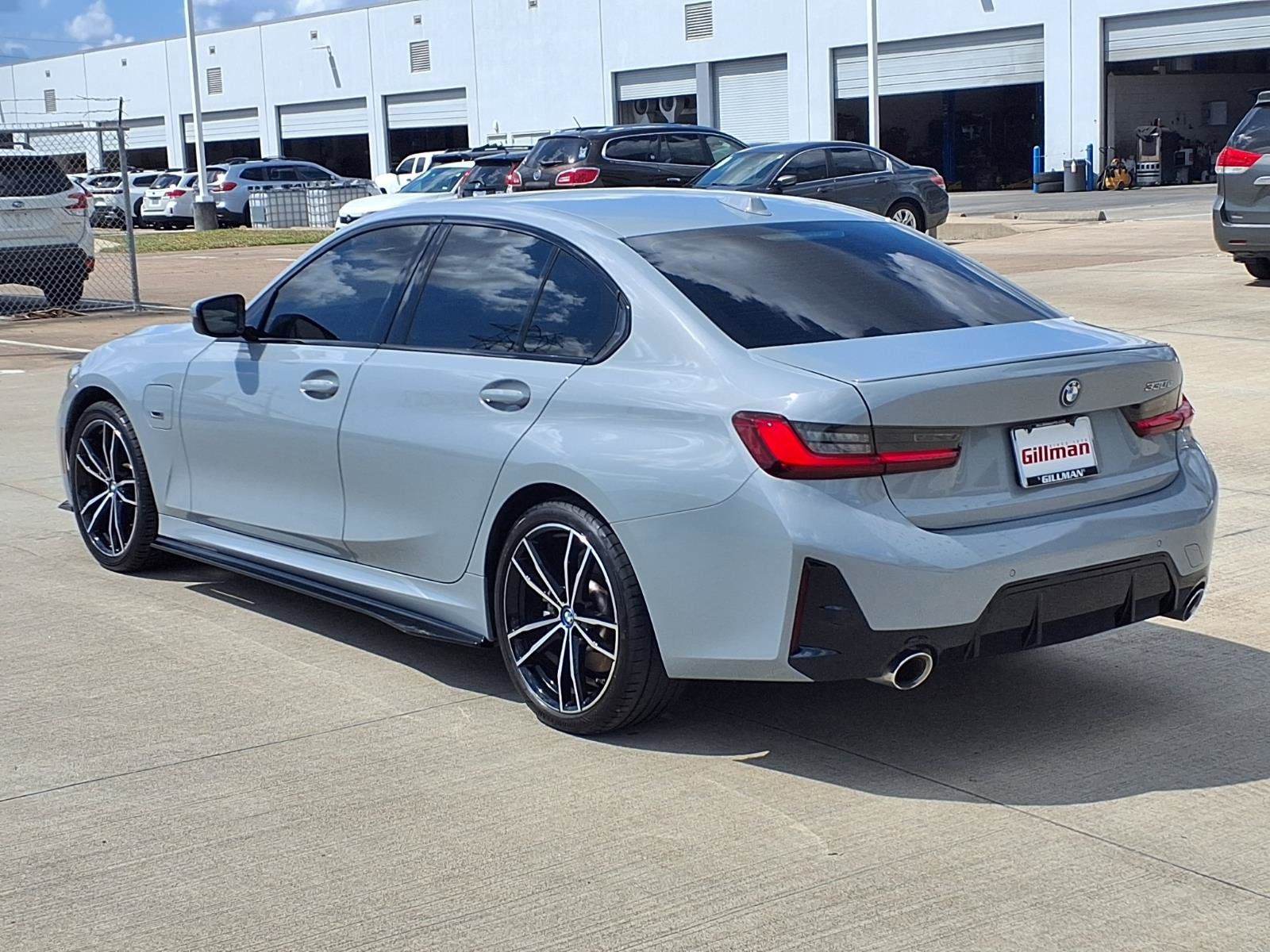 Used 2023 BMW 330e RWD image 4