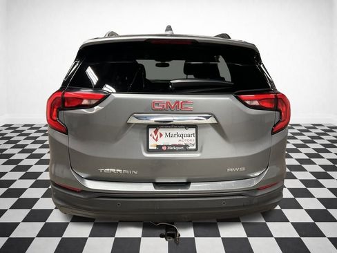 Used 2019 GMC Terrain SLE w/ Driver Convenience Package image 4