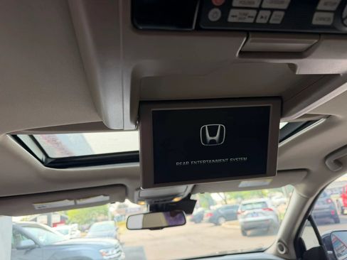 Used 2016 Honda Pilot Elite image 12