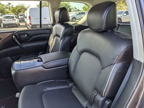 Used 2022 INFINITI QX80 Premium Select w/ Cargo Package image 17