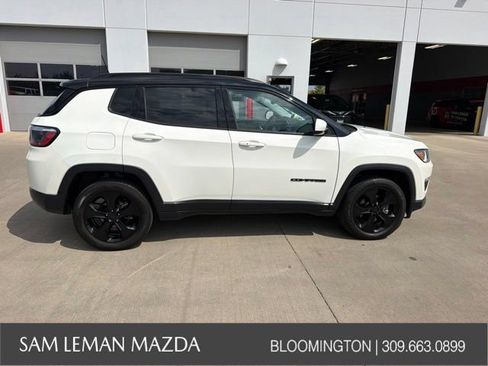 Used 2020 Jeep Compass Latitude AWD/4WD image 8