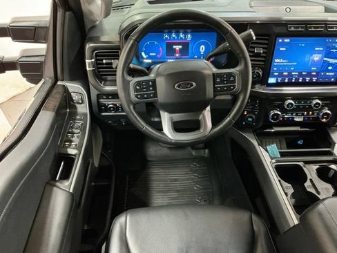 Used 2024 Ford F250 Lariat w/ Lariat Ultimate Package AWD/4WD image 12