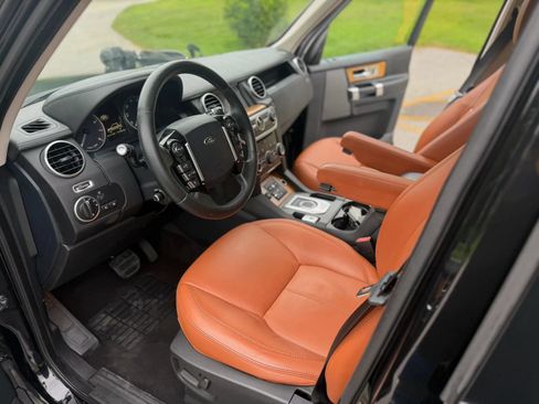 Used 2016 Land Rover LR4 HSE LUX AWD/4WD image 32