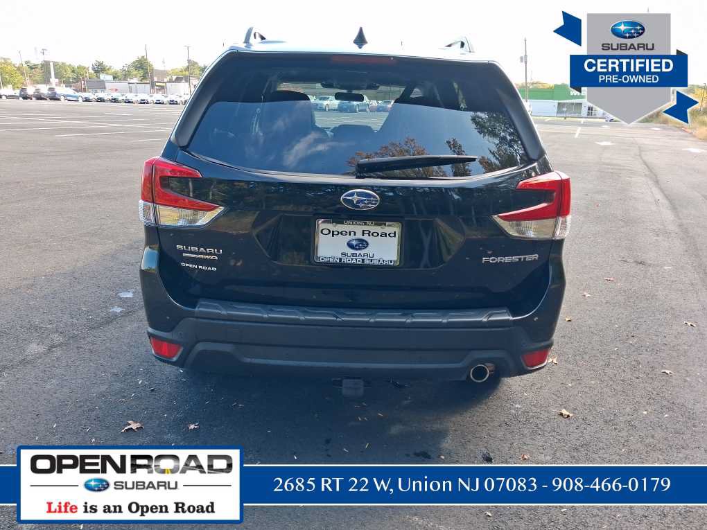 Used 2023 Subaru Forester Limited AWD/4WD image 4