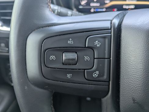 Used 2023 GMC Yukon AT4 w/ LPO, Floor Liner Package AWD/4WD image 27