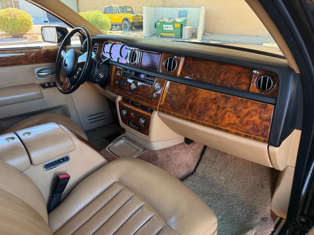 Used 2006 Rolls-Royce Phantom Sedan RWD image 22