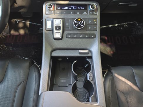 Used 2023 Hyundai Palisade Limited AWD/4WD image 50