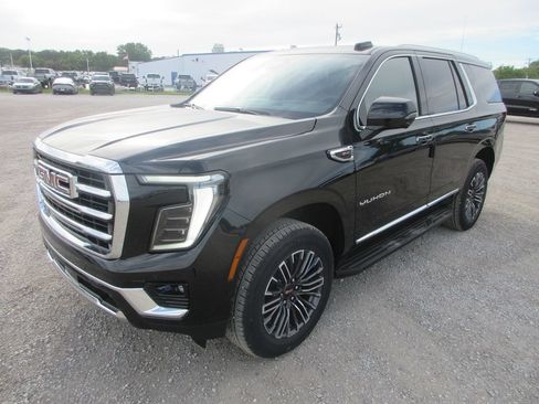 New 2026 GMC Yukon Elevation w/ Elevation Premium Package AWD/4WD image 9