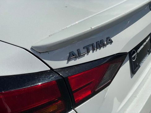 Certified 2024 Nissan Altima 2.0 SR FWD image 24