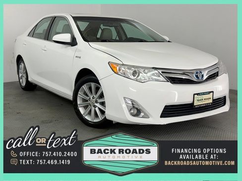 Used 2012 Toyota Camry XLE w/ Leather Pkg FWD image 1