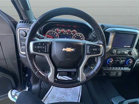 Used 2021 Chevrolet Silverado 2500 LT w/ Convenience Package image 30