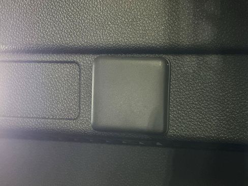 Certified 2025 GMC Terrain Elevation w/ Black Edition AWD/4WD image 4