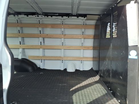 Used 2023 GMC Savana 2500 w/ Driver Convenience Package RWD image 21