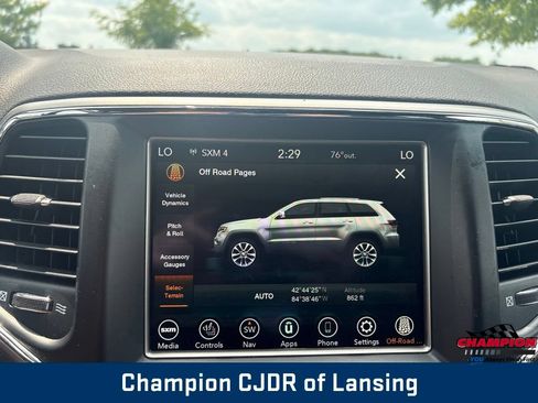 Used 2018 Jeep Grand Cherokee Limited w/ Trailer Tow Group IV AWD/4WD image 22