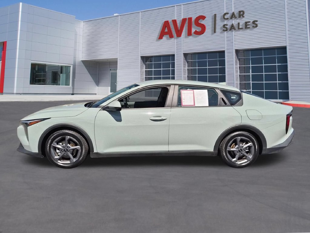 Used 2025 Kia K4 FWD image 10