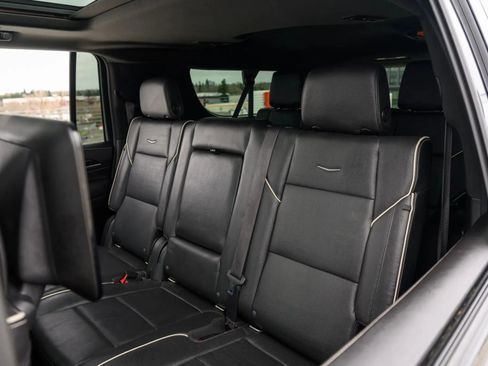 Used 2021 Cadillac Escalade ESV Sport w/ Driver Assist Tech Package AWD/4WD image 26