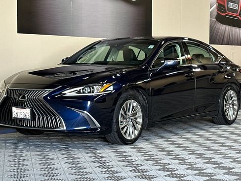 Used 2020 Lexus ES 350 w/ Luxury Package image 8