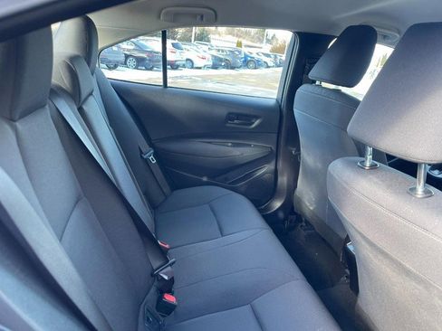 Used 2025 Toyota Corolla LE image 8