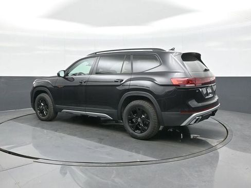 New 2026 Volkswagen Atlas Peak Edition AWD/4WD image 5