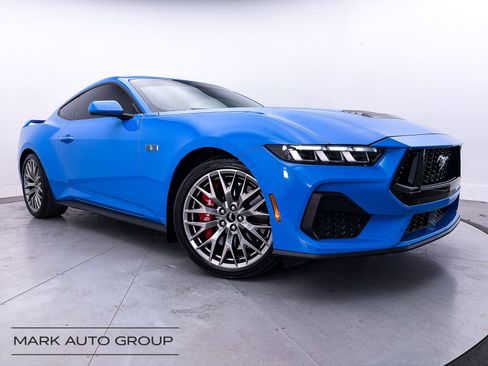 Used 2024 Ford Mustang GT Premium RWD image 1