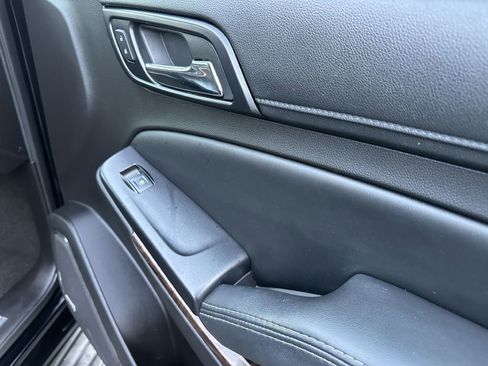 Used 2017 Chevrolet Tahoe LT image 33