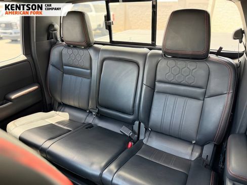 Used 2023 Nissan Frontier PRO-4X w/ Pro-4X Premium Package AWD/4WD image 30
