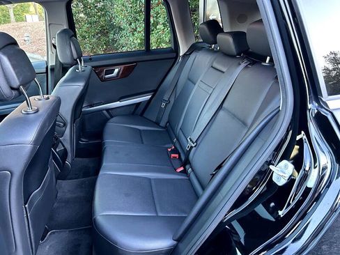 Used 2015 Mercedes-Benz GLK 350 4MATIC image 29