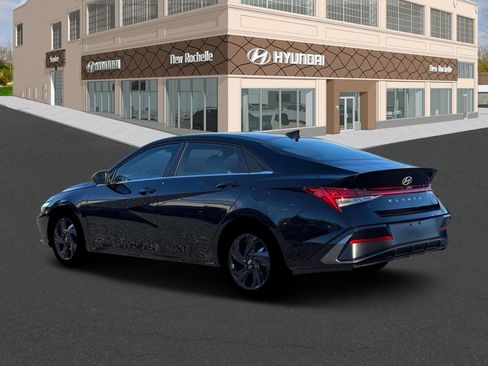 New 2026 Hyundai Elantra SEL Sport Premium image 4