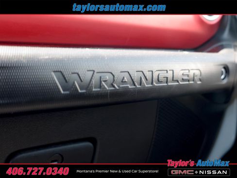 Used 2023 Jeep Wrangler Unlimited Rubicon AWD/4WD image 28
