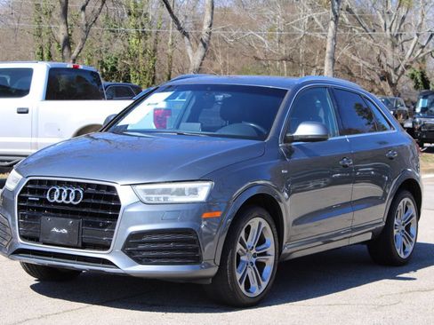 Used 2016 Audi Q3 2.0T Prestige w/ Prestige Package AWD/4WD image 3