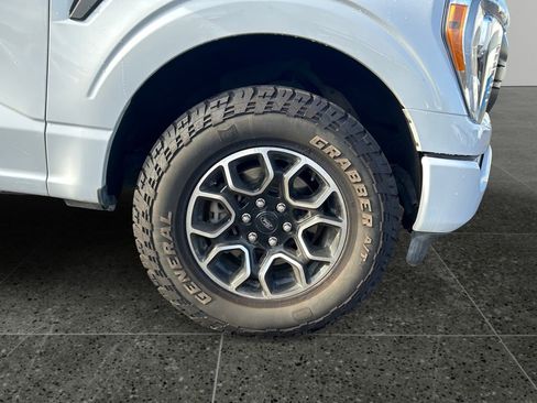 Used 2022 Ford F150 XLT w/ Equipment Group 302A High image 9