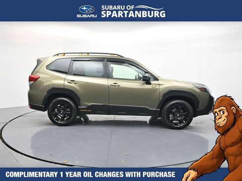 Used 2022 Subaru Forester Wilderness AWD/4WD image 9