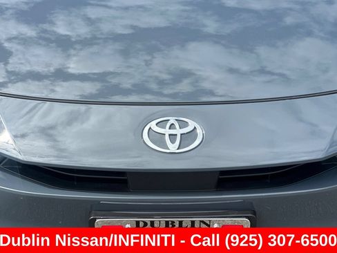 Used 2025 Toyota Prius LE FWD image 45