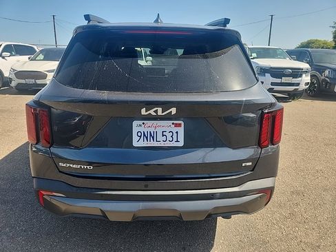 Certified 2024 Kia Sorento X-Line EX AWD/4WD image 11