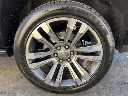 Used 2019 GMC Yukon Denali image 55