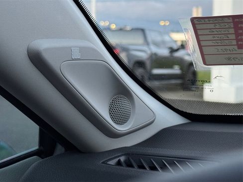 Used 2024 Toyota RAV4 Limited image 34