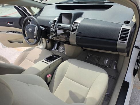 Used 2009 Toyota Prius FWD image 24