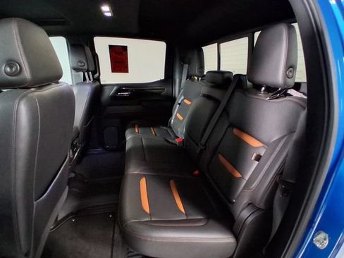 Certified 2023 GMC Sierra 1500 AT4 w/ AT4 Premium Package AWD/4WD image 12