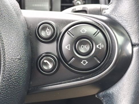 Used 2016 MINI Cooper 4-Door Hardtop image 24