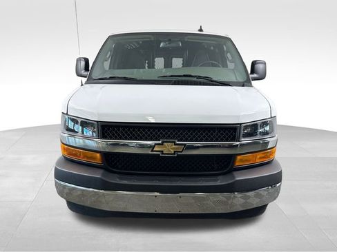 Used 2024 Chevrolet Express 2500 w/ Driver Convenience Package image 9