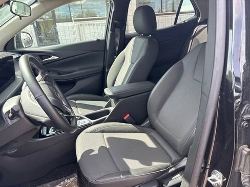 Used 2024 Buick Encore GX Preferred AWD/4WD image 13