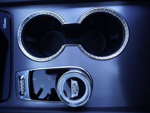 Used 2026 Cadillac Vistiq Sport image 35