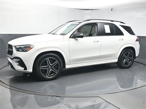 Used 2024 Mercedes-Benz GLE 350 4MATIC image 5