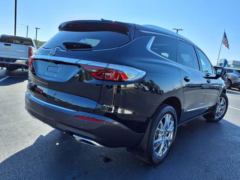 Used 2024 Buick Enclave Premium w/ Experience Buick Package FWD image 36