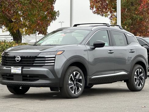 New 2026 Nissan Kicks SV image 8