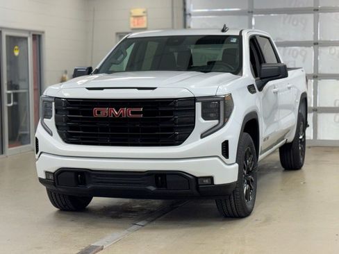 New 2026 GMC Sierra 1500 Elevation image 3